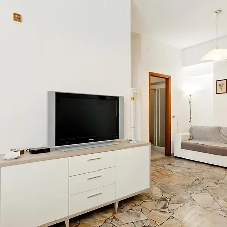 Tempio Malatestiano Cozy Flat 아파트