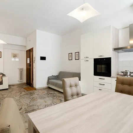 Tempio Malatestiano Cozy Flat